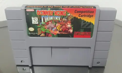 Donkey Kong Country Competition Cartridge for Super Nintendo, rare Blockbuster exclusive game created for 1994 video game championship event.